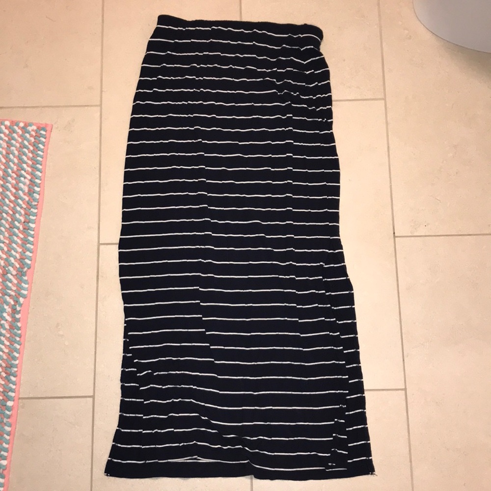 Navy blue maxi skirt with white stripes